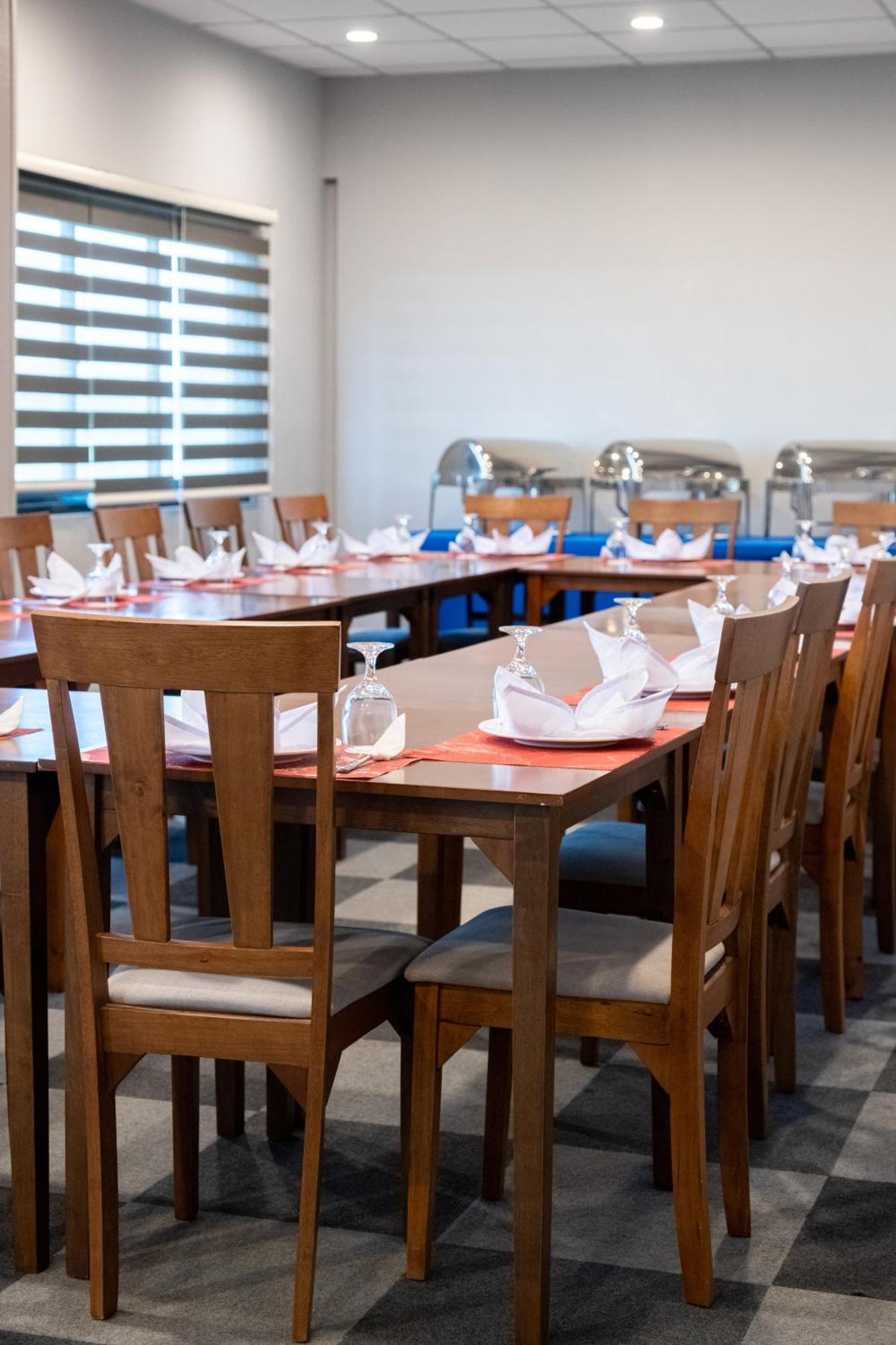 Kekehyu Business Hotel Valencia  Екстер'єр фото