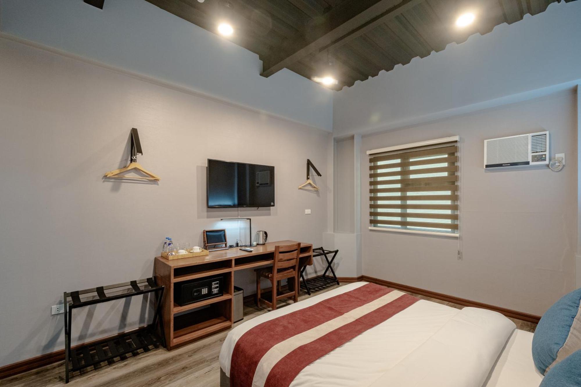 Kekehyu Business Hotel Valencia  Екстер'єр фото